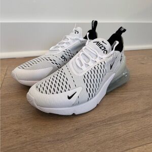 Nike Women’s Air Max 270 White Size 8